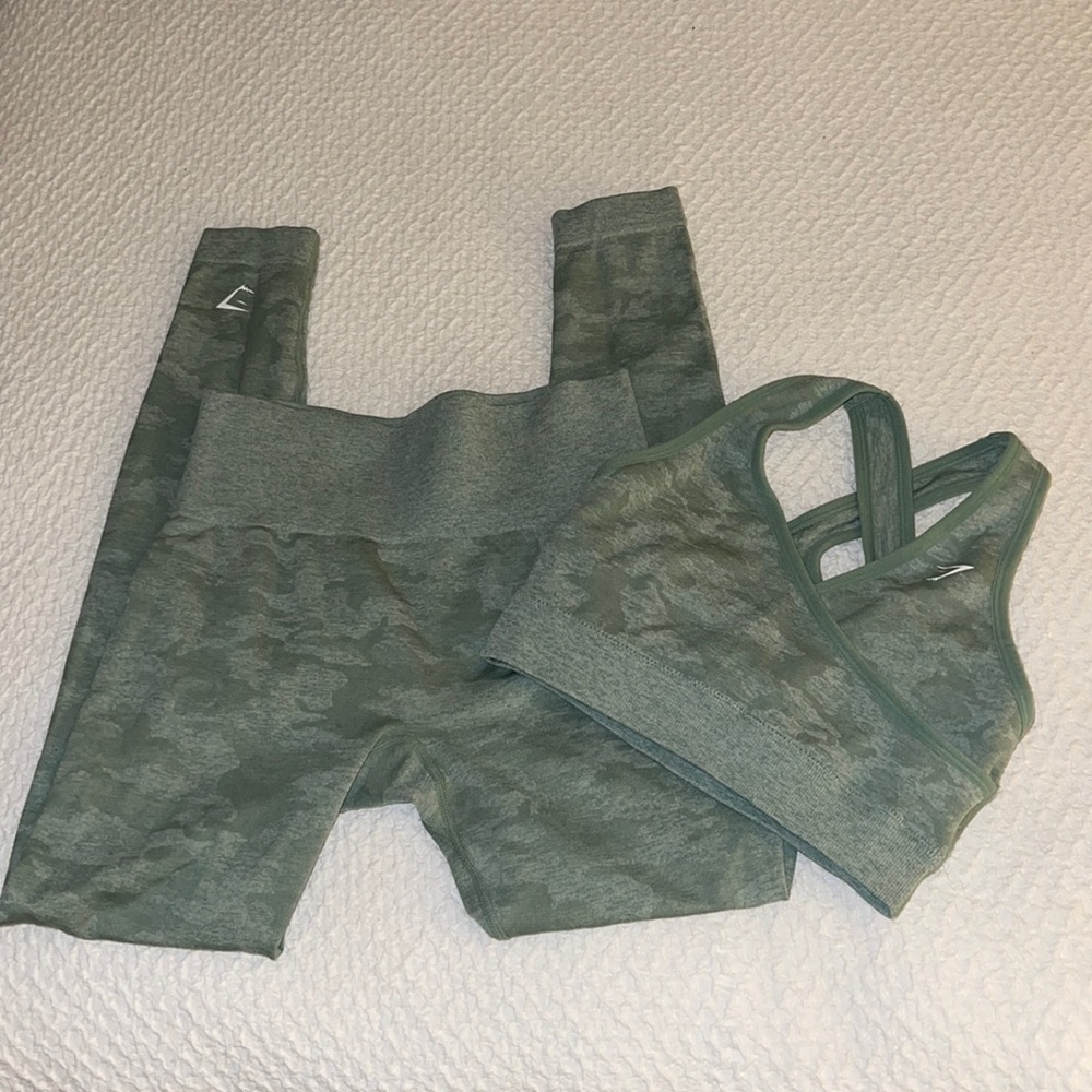 Gymshark green camo set